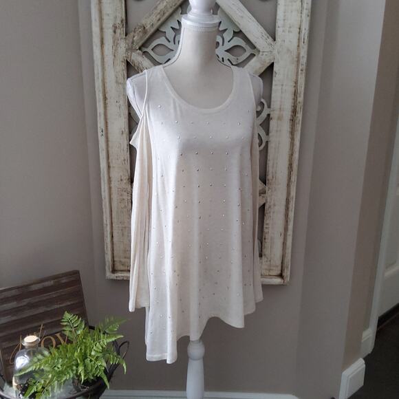 a.n.a. Women's Long Sleeve Asymmetric Cold Shoulder Rhinestone T-Shirt Tee - Picture 1 of 5